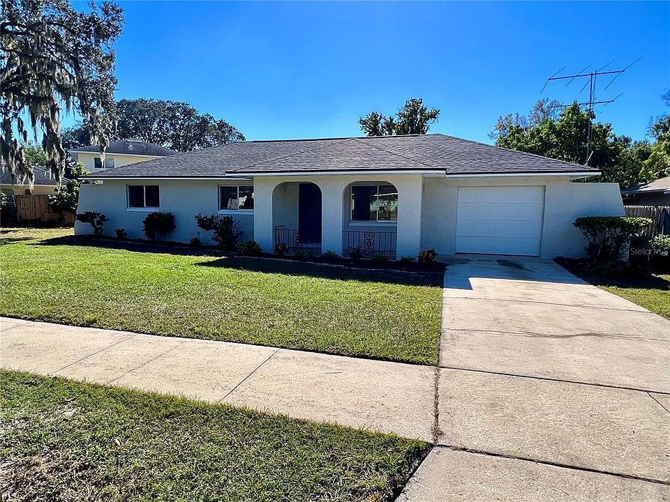 1st image of 849 Raven Ave