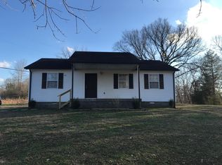 1202 Harristown Rd, Ashland City, TN 37015