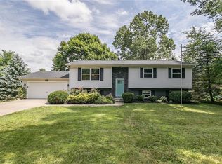 4991 Long Dr, Stow, OH 44224