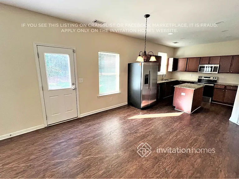 3467 Rosebud Park Dr — Photo 5
