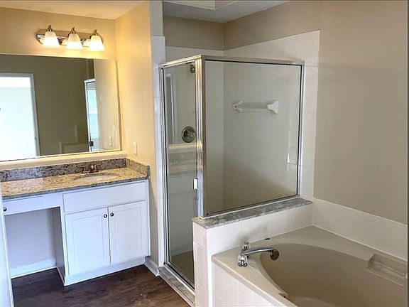 5th image of 15533 Bay Vista Dr