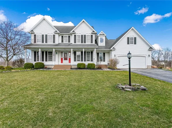 120 Sagewood Dr, Spencerport, NY 14559