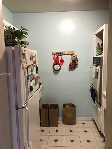 2nd image of 17051 NE 23rd Ave APT 1G