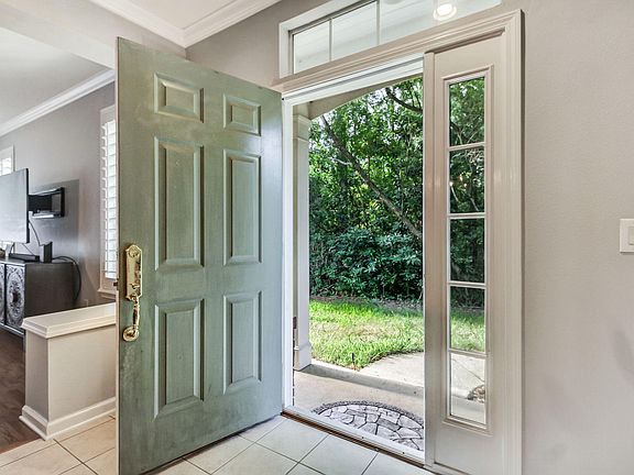 5th image of 4121 Rosecliff Ln