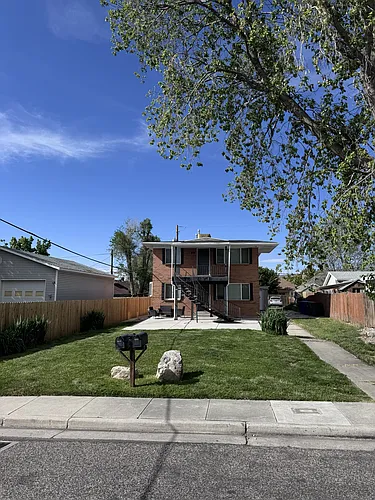 341 E Blaine Ave #341 Photo 1