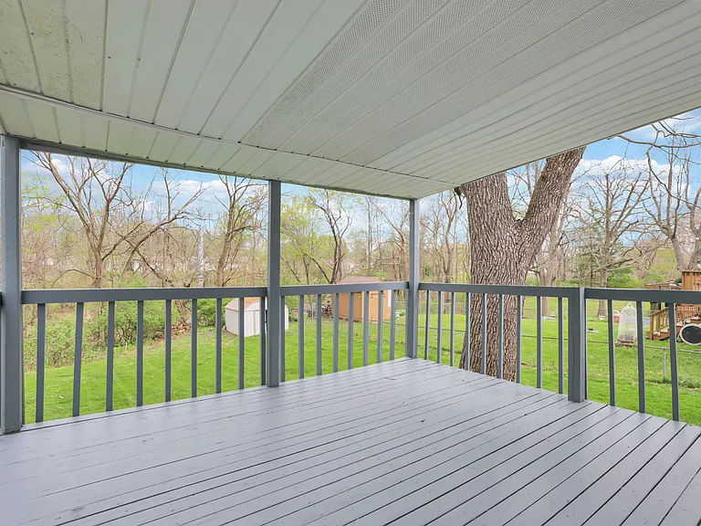 8906 Lakefield Ct — Photo 29