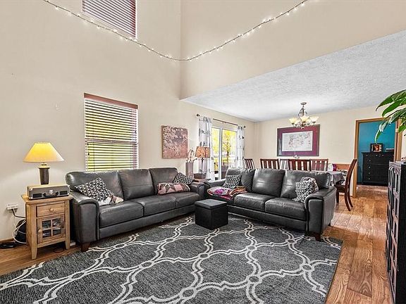 4th image of 763 Sunset Cir