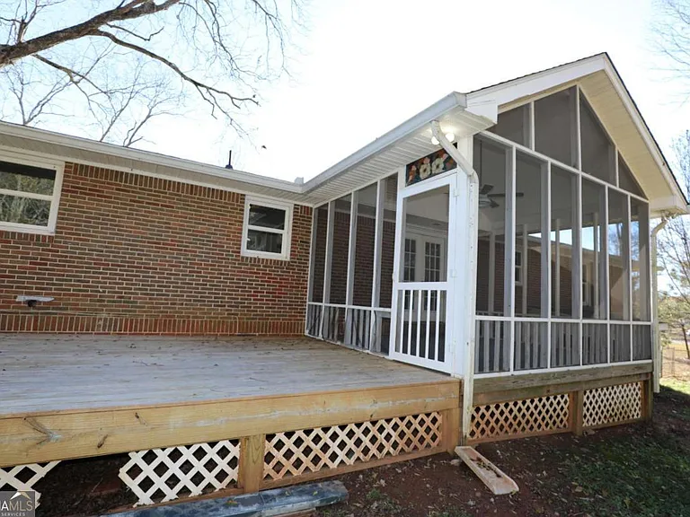 77 Franklin Hwy — Photo 35