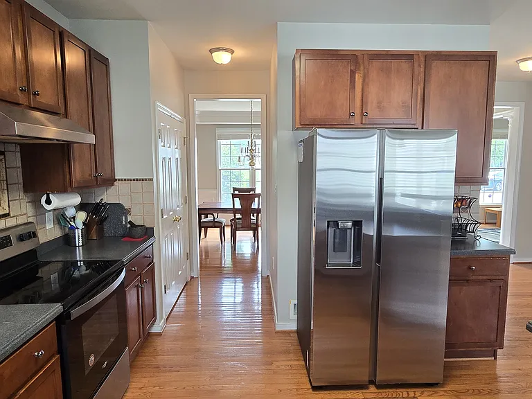 4804 Coachmans Landing Ct — Photo 15