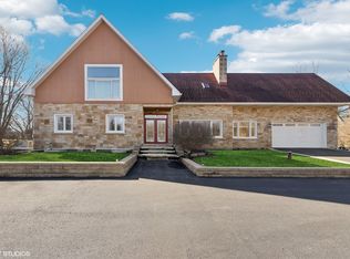 23W345 Saint Charles Rd, Glen Ellyn, IL 60137