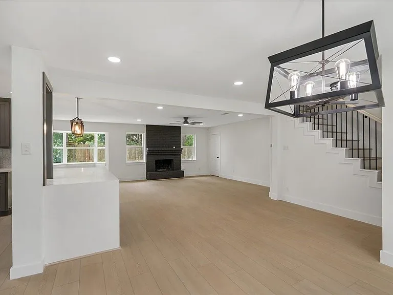 3234 Cherry Springs Dr — Photo 4