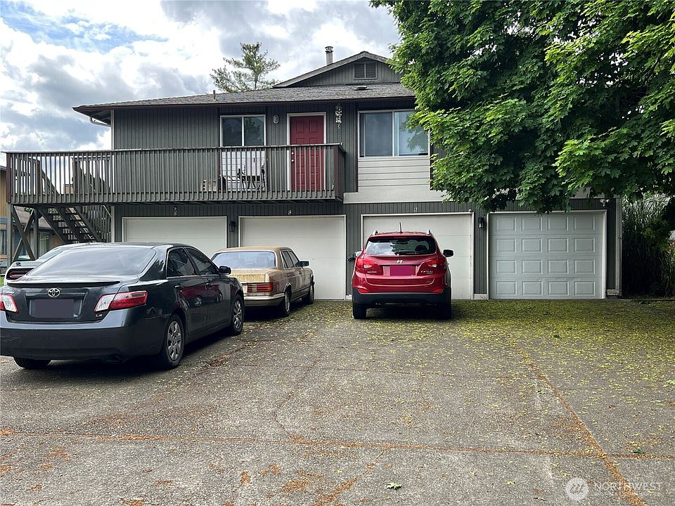 1st image of 904 31st Street NE