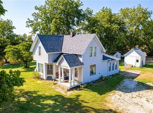303 W Elijah St, Easton, MO 64443