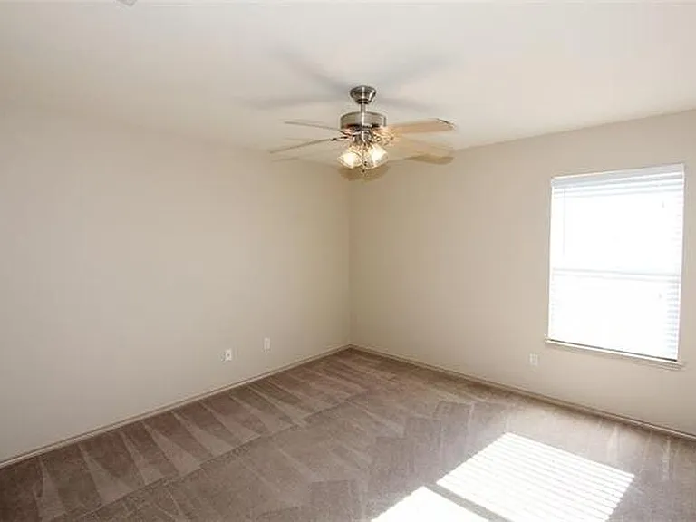 1812 Diamond Lake Trl — Photo 20