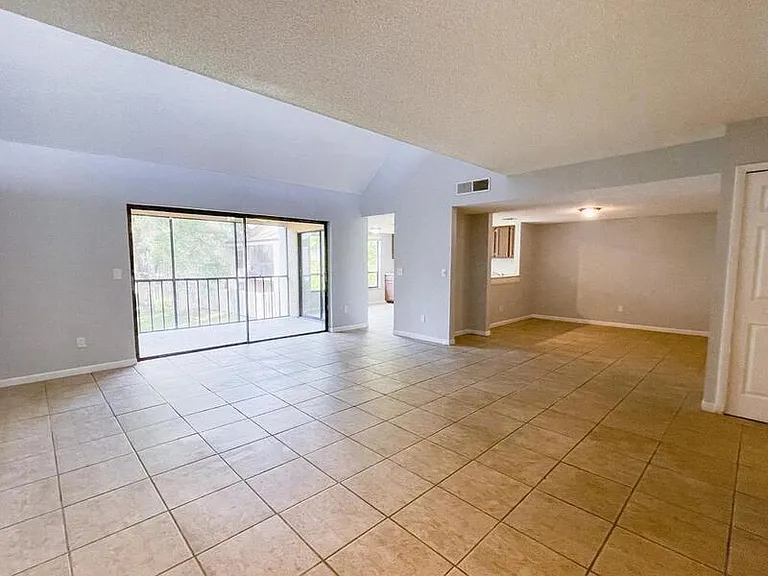 5143 Puritan Cir #1 — Photo 7