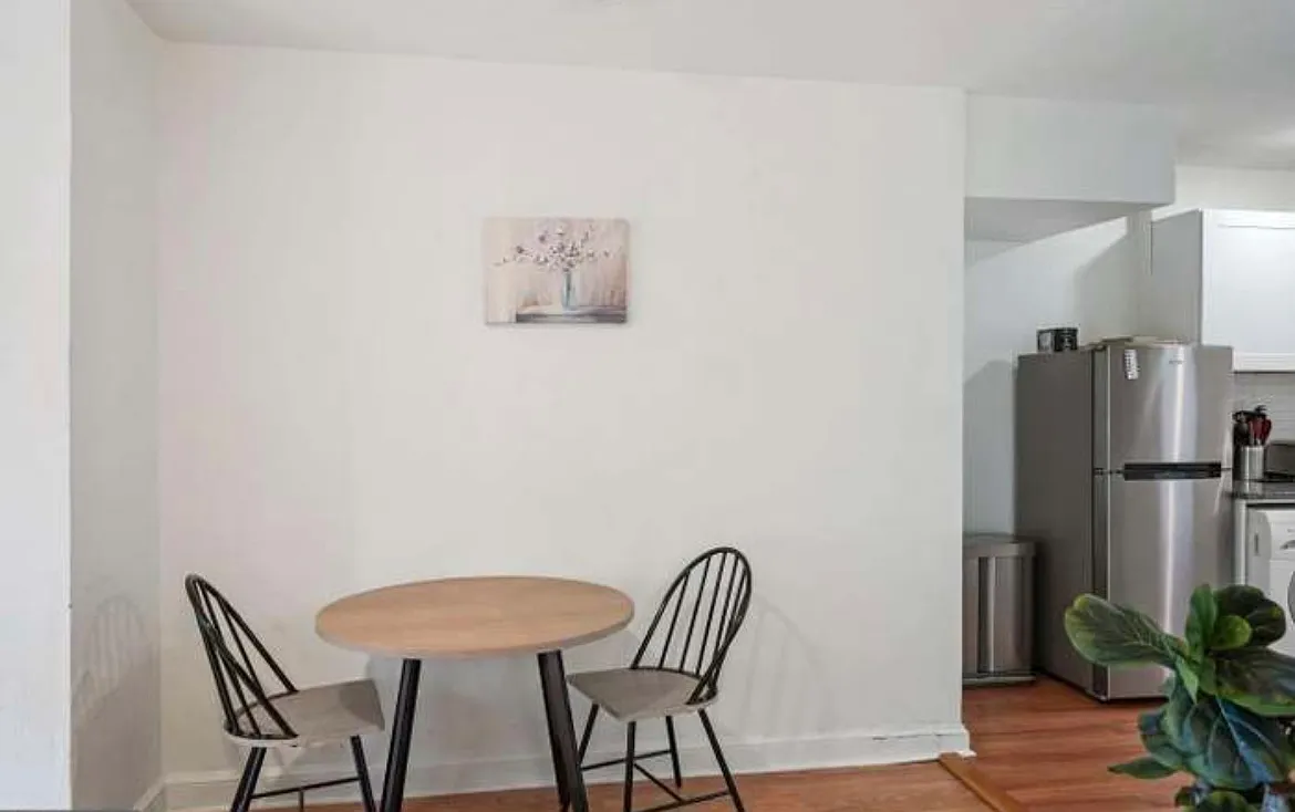 114 P St SW — Photo 4