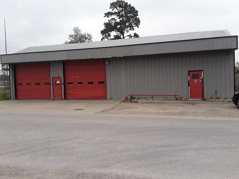 1st image of 17101 Grey Oaks Dr