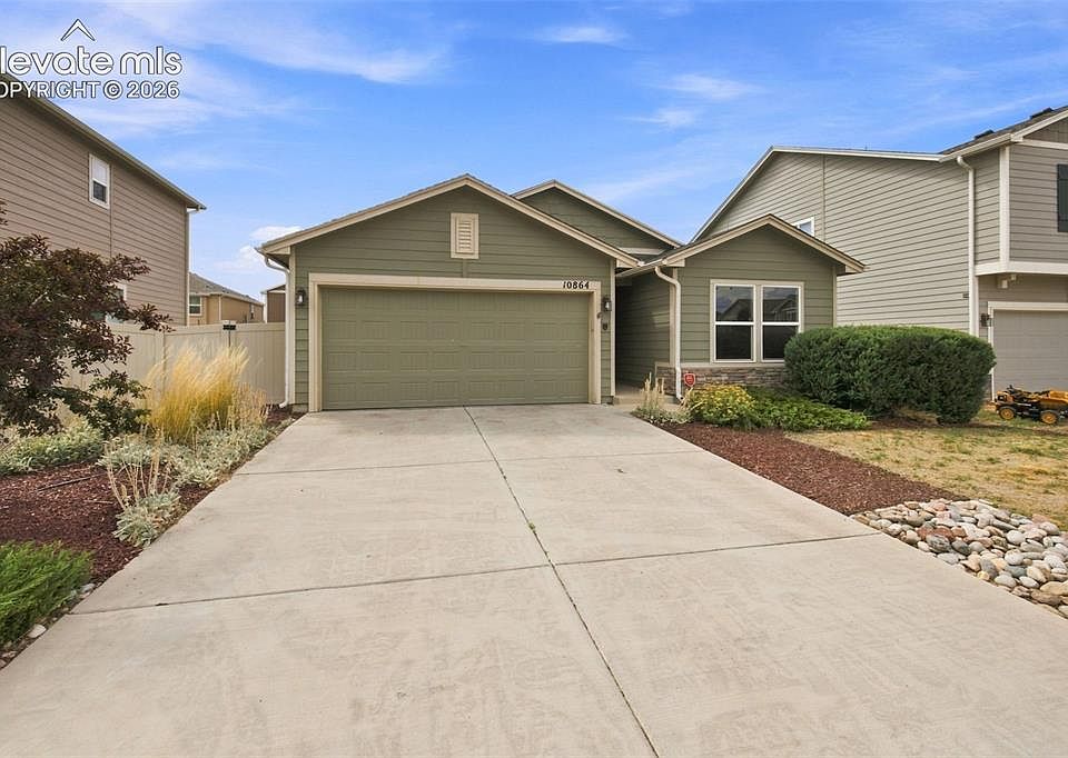 1st image of 10864 Traders Pkwy