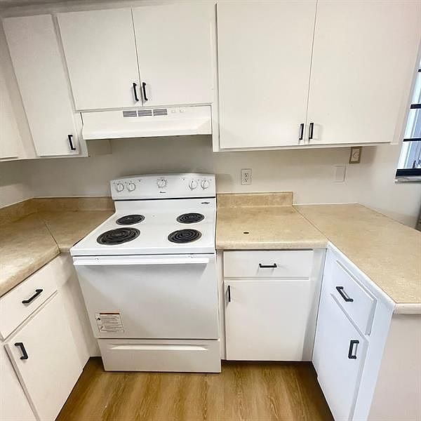2nd image of 2273 Lena Ln #2273