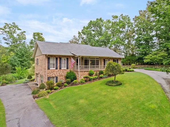 129 Adra Ln, Morganton, GA 30560