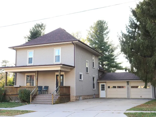 207 N Main St, Orfordville, WI 53576