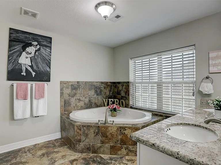 327 Twin Timbers Ln — Photo 28