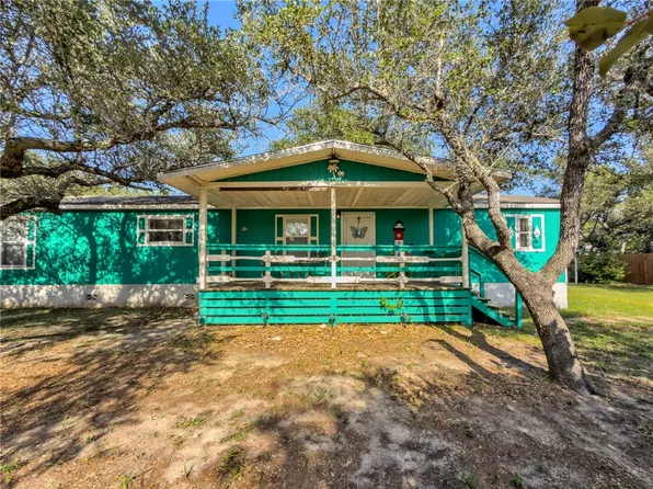 510 Rowe St, Rockport, TX 78382