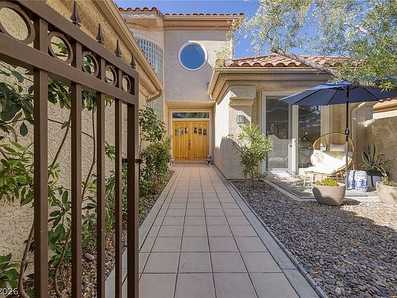 5th image of 7402 Mission Hills Dr