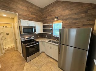 1010 Rockmoor STE 3, Canyon Lake, TX 78133