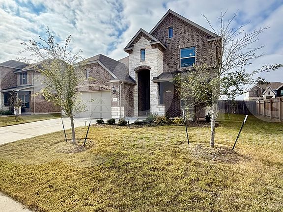 2nd image of 404 Ashby Dr