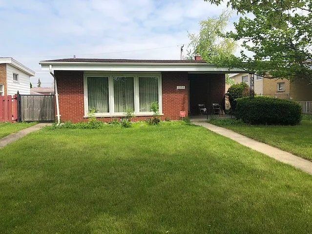 1379 Superior Ave photo 1