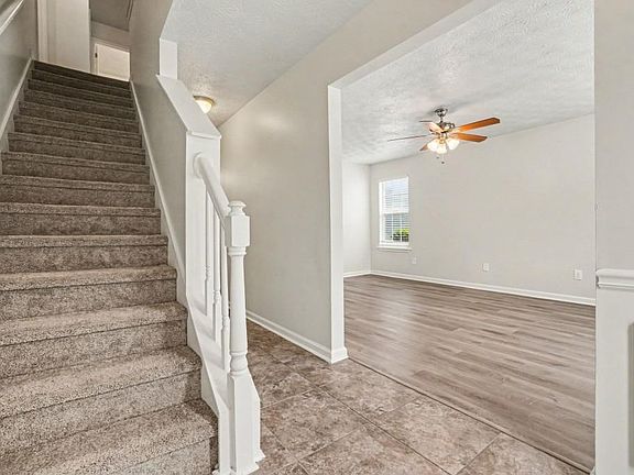 4th image of 3155 Silverchase Cir SW