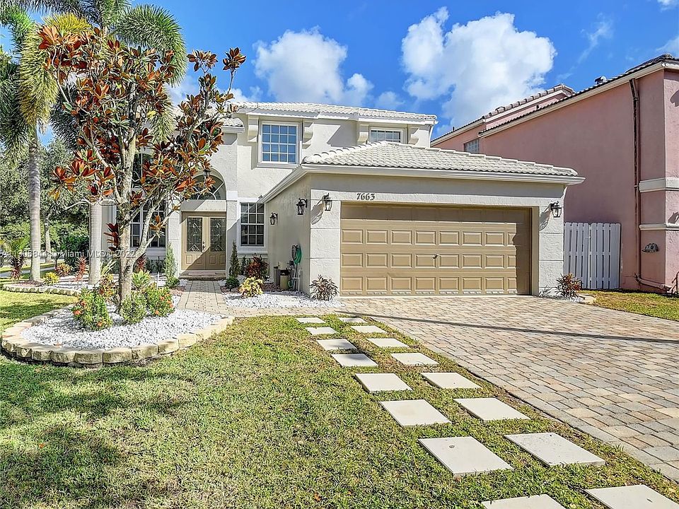 1st image of 7663 Great Oak Dr
