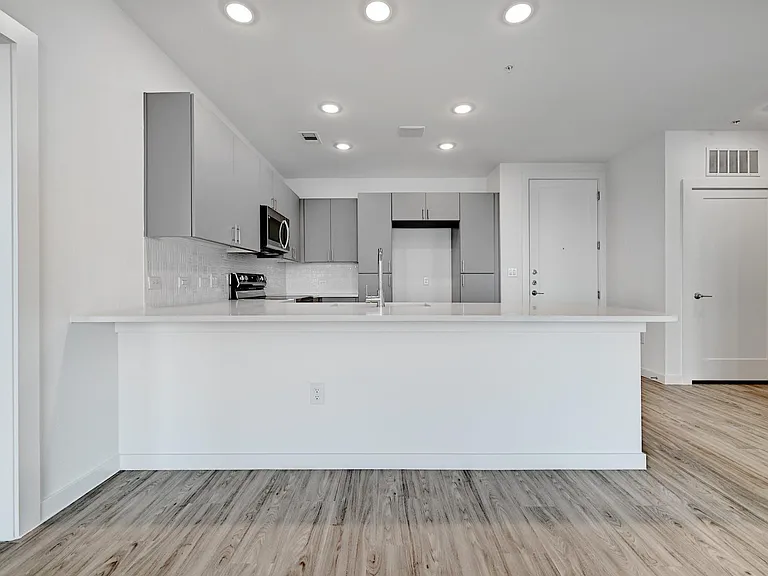4801 Springdale Rd #1301 — Photo 6