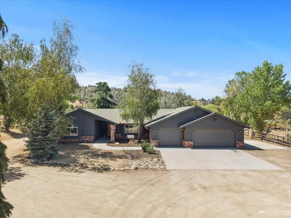 26350 Bear Valley Rd, Tehachapi, CA 93561