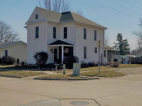 727 Isett Ave, Wapello, IA 52653