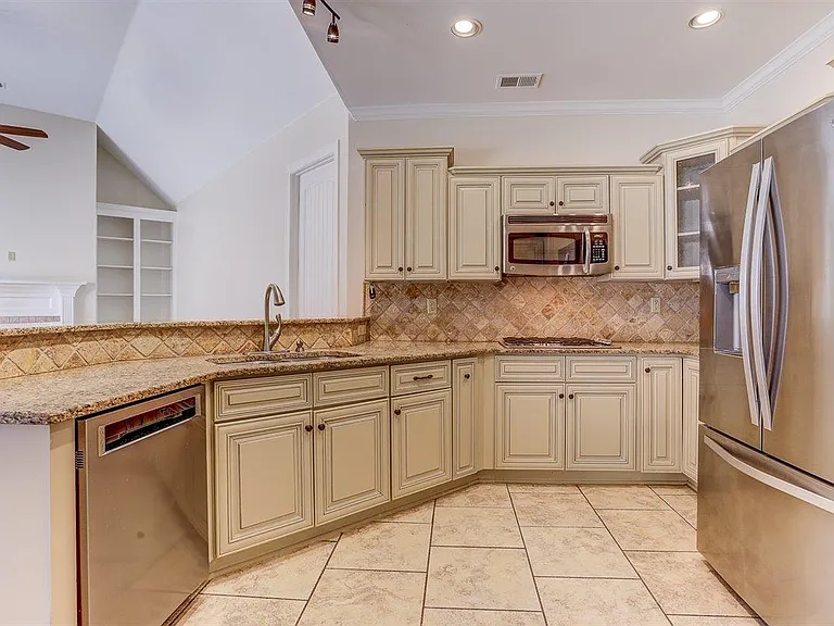 1690 Totty Ln — Photo 11