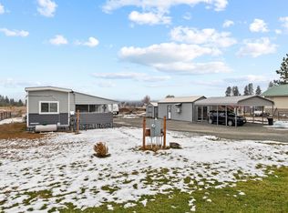 1071 Lenora Dr, Usk, WA 99180