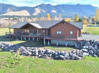 69749 Antles Ln, Cove, OR 97824