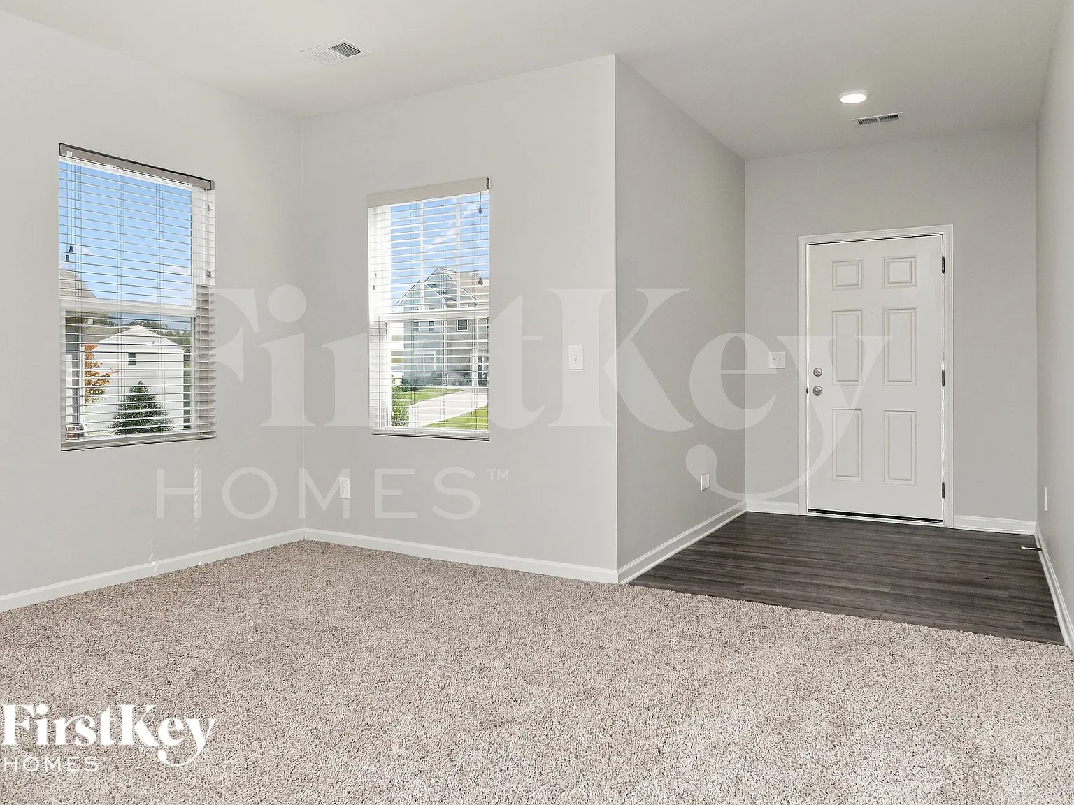 5 bed, 5.0 bath, 3208 sqft, $2,505 — Photo 3