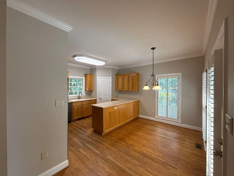 2649 Willowbrook Dr — Photo 7