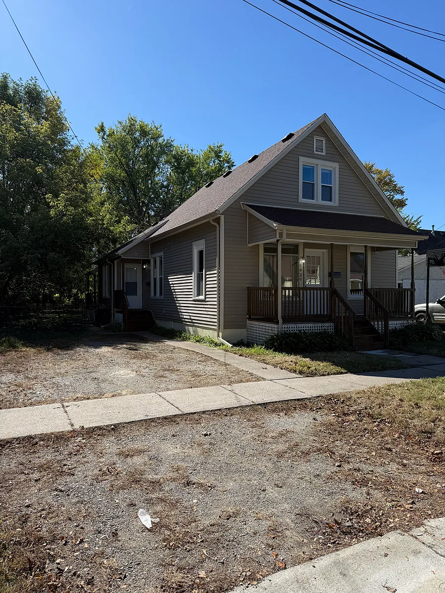 Building Photo - 1420 Francis St #1