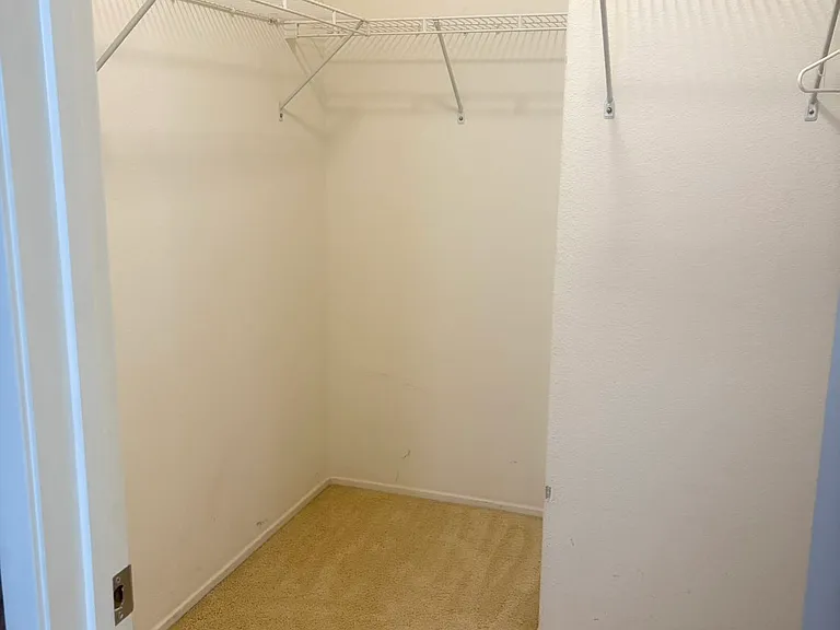1147 Desert Fox Ct — Photo 13