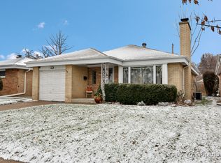 4324 Main St, Skokie, IL 60076