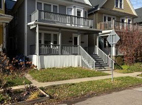 192 Baynes St, Buffalo, NY