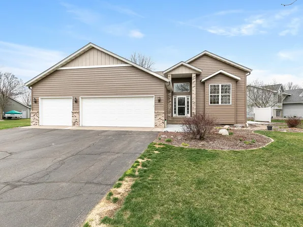 623 7th St S, Sartell, MN 56377