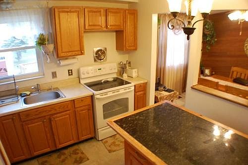 4th image of 5775 Bonnie Brae Cir