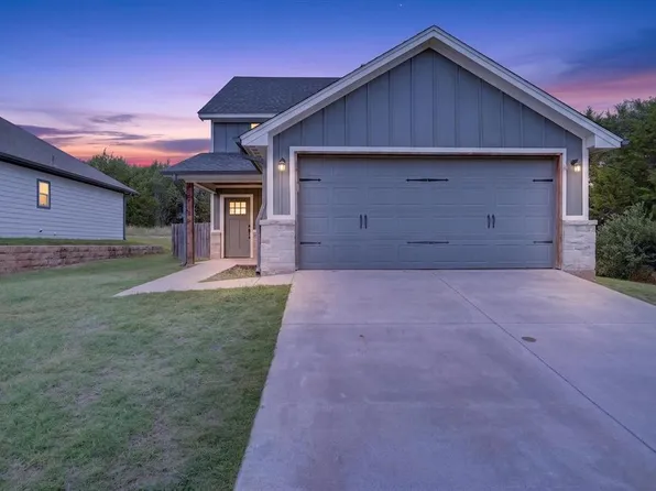 2710 San Gabriel Dr, Granbury, TX 76048