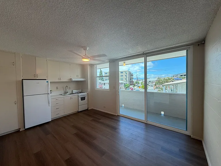 1650 Stillman Ln — Photo 21