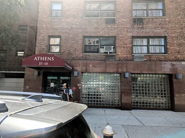 50-10 Junction Boulevard image 1 of 16
